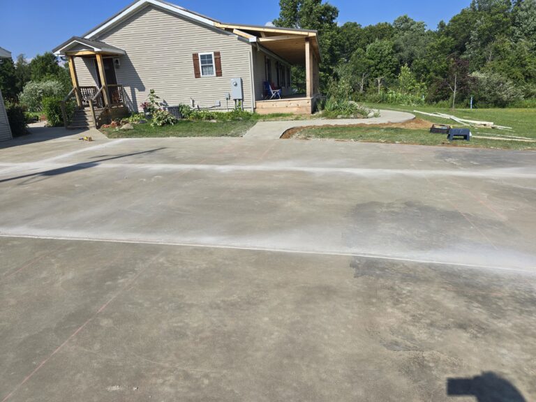 Maes Concrete Burr Oak Michigan driveway